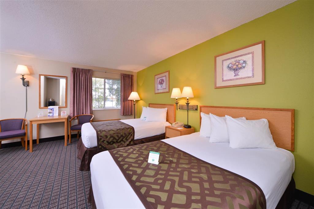 Regency Inn Geneseo Il I-80 Room photo