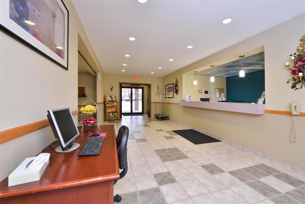 Regency Inn Geneseo Il I-80 Interior photo